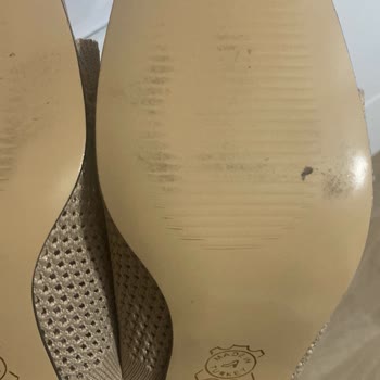 Erbilden Ayakkabı Hasarlı Ürün Gönderildi Telefi Edilmiyor