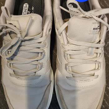Skechers 2 Ayda İç Astar Delinmesi