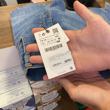Zara Mağazasındaki Fiyat Hatası Ve Kaba Davranış