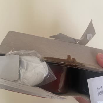 Şekeroğlu Baharat Şekeroğlu Sıra Çiğ Köfte Setinin Sosları Akmış Ve Kullanılmaz Haldeydi