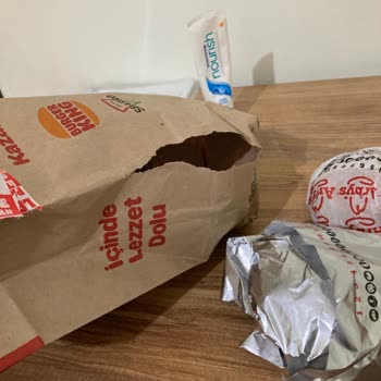 Tıkla Gelsin Eksik Sipariş Ve İlgisiz Canlı Destek. Para İadesi Yapılmıyor