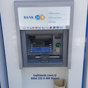 Halkbank ATM Paramı Yuttu Ve VakıfBank Bu Konuda Hiç Yardımcı Olmuyor