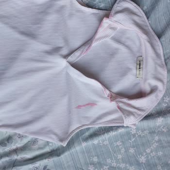 Domestos Kırmızı Renk Yapıyor