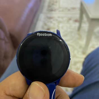 Reebok Kordon Pimini Tutan Kanat Kırıldı