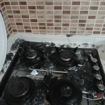 Kumtel Set Üstü Ocak Camı Tuzla Buz Oldu