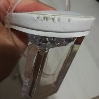 Bershka Marka Adı Altında Kalitesiz Ayakkabı Satıyor