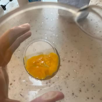 Şok Marketler Hem Fiyat Artışı Yapılıyor Hem Bozuk Mal Satılıyor