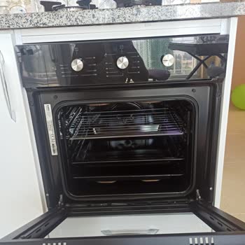 Sıfır Alınan Kumtel Setin Fırın Camı Patlaması