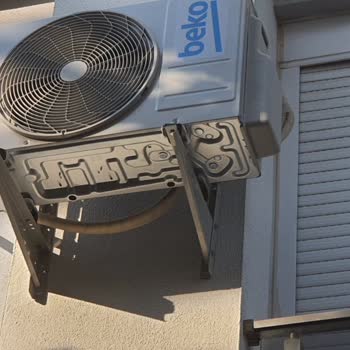 Beko Klima Tesisatı Olan Odaya Klima Takmak İçin Duvara Yeni Delik Delmek