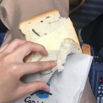 Caribou Coffee Tost Makinesi Yoksa Neden Tost Satıyorsunuz?