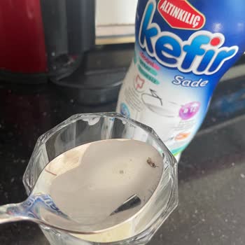Altınkılıç Kefirin İçinden Böcekler Çıktı