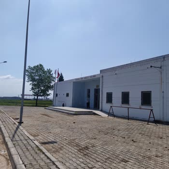 Kemalpaşa Belediyesi (İzmir) Kapalı Spor Salonu Bakim