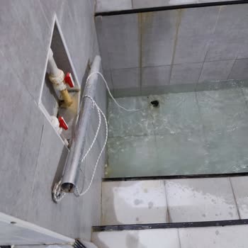 Bolvadin Termal Bolvadin Heybeli Termal Evlerin Bakımsızlığı