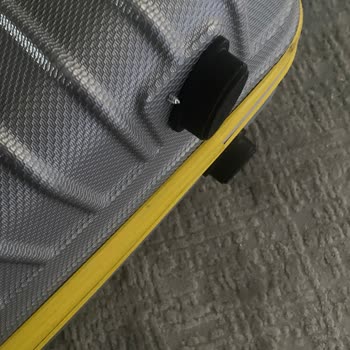 Türk Hava Yolları Valizimin Tekerleğini Kırdı Ve Gerekeni Yapmıyor