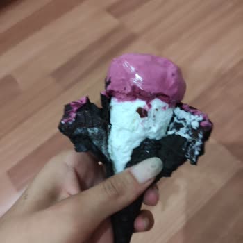 Algida Güllü Dondurmamı Tarihi Var Olmasına Rağmen Külahı Bayattı