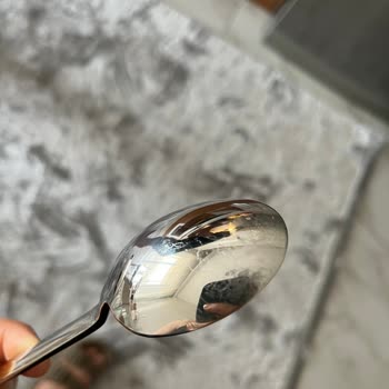 Jumbo Elime Ulaşmayan Yemek Takımı, Kalitesiz Malzeme