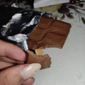 Nestle Damak Çikolatadan Antep Fıstığının Kabuğu Çıktı
