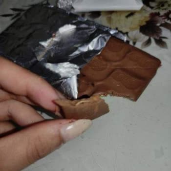 Nestle Damak Çikolatadan Antep Fıstığının Kabuğu Çıktı