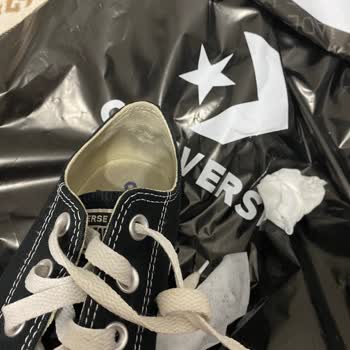 Converse Ürünün Hatasını Kabul Etmiyorlar Ve Ücret İadesi Yapmıyorlar