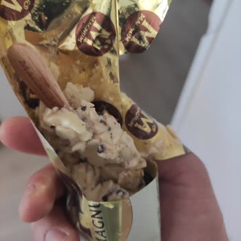 Magnum Dondurma Bozuk Çıktı