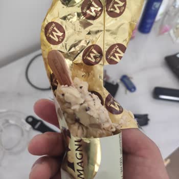 Magnum Dondurma Bozuk Çıktı
