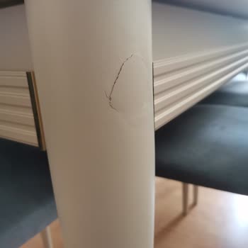 Bellona Sanvito Yemek Masası Ayağında Çatlak