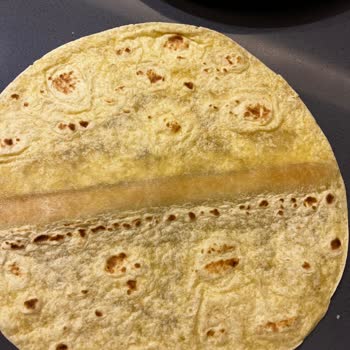 Untad Lavaş Bozuk Olabilir Yiyemedik!