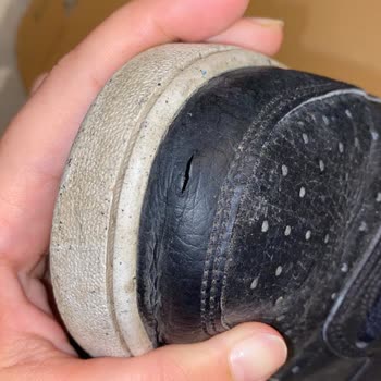 Nike Ayakkabı Üretim Hatası