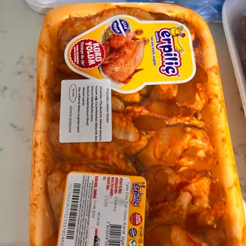 Köfteci Yusuf Tarihi Geçmiş Bozuk Kokulu Ürün