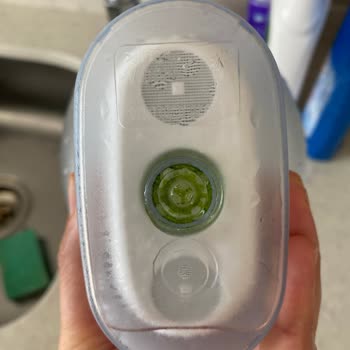 Brita Sürahi İç Haznesi Yosun Tuttu