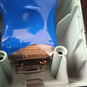 Eskişehir'de Espil Tarafından Şarj Tutmayan  Piller Satıldı