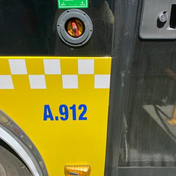 İBB - İstanbul Büyükşehir Belediyesi Otobüs Şoförü Bisikletim Var Diye Beni Otobüse Almadı