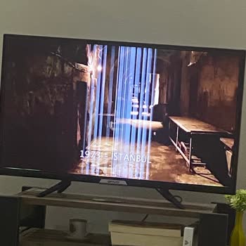 Onvo Ekranda Oluşan Çizgiler