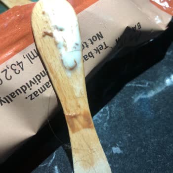 Magnum Saç Dondurmaya Sarılı