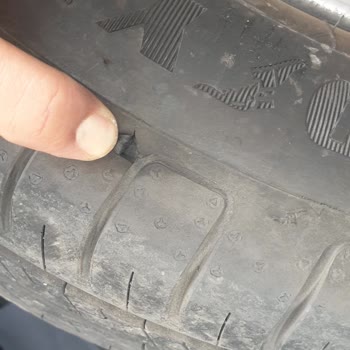 Goodyear Durduk Yere Lastik Patlaması