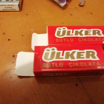 Ülker Bozuk Rengi Kaçmış Çikolata