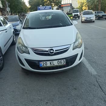 Seçkin Sürücü Kursu (Denizli) Daha Araç Nasıl Park Edilir Onu Bilmiyor!