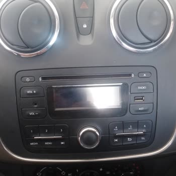 Renault'da Radyo Kodu Almak Çile.