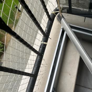 Koçaş File Kedi Güvenlik Filesini Monte Etmeyi Başaramadılar