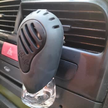 (Glade Yeni) Araca Zarar Vermiştir