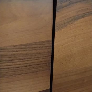 Vivense Teslimat ve Kurulumunu Yaptıkları TV Ünitesi Hasarlı