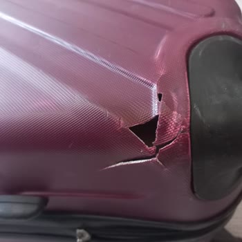 SunExpress Hava Yolları Geç Kalmış Hasarlı Bavul