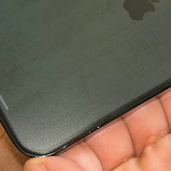 iPhone 14 Pro Kasada Boya Atması
