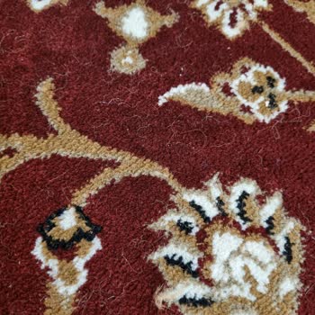 Bahariye Halı Sürekli Sentetik Tüy Çıkarıyor