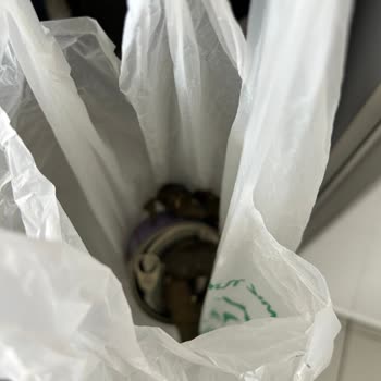 Yurt Konserve Kaya Gibi Sert Sağlıksız, İçinde Ne Olduğu Belli Olmayan Sarma