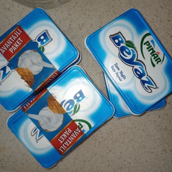 Pınar Tarihi Geçmeden Bozulan Peynir