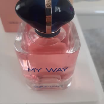 Lauren Parfümeri Orijinalliği Şüpheli Ürünler Satıyor