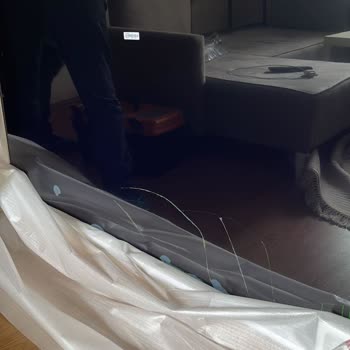 Amazon Kırık Ekranlı TV Gönderdi.