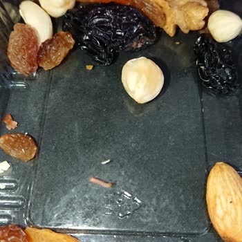 Migros - Atom Mix Karışık İçerisinden Solucan Çıkması Hk.