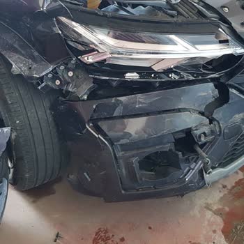 2021 Dacia Sandero Airbag Ve Komple Gövde Sorunu